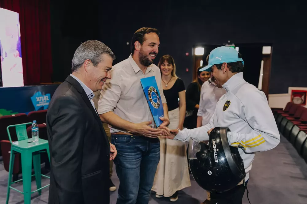 969405_medasur-13_copy_1600x1067