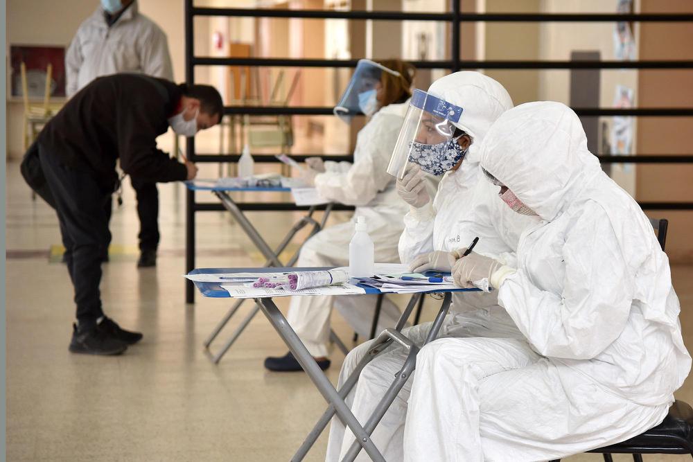 661591_covit-19-hisopados-en-esc.-221--19-