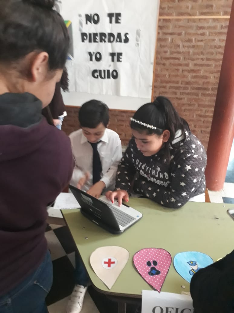 22f4a3f0-77b7-4188-93b3-66825ab1b787