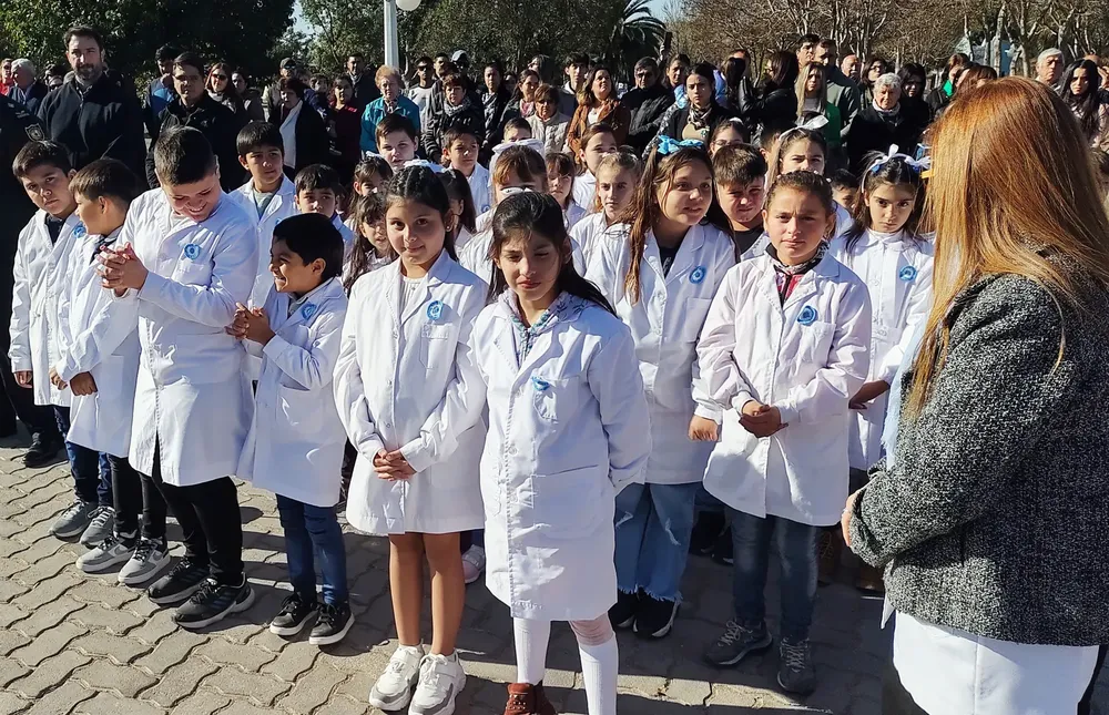 bandera 2023 8 (FILEminimizer)