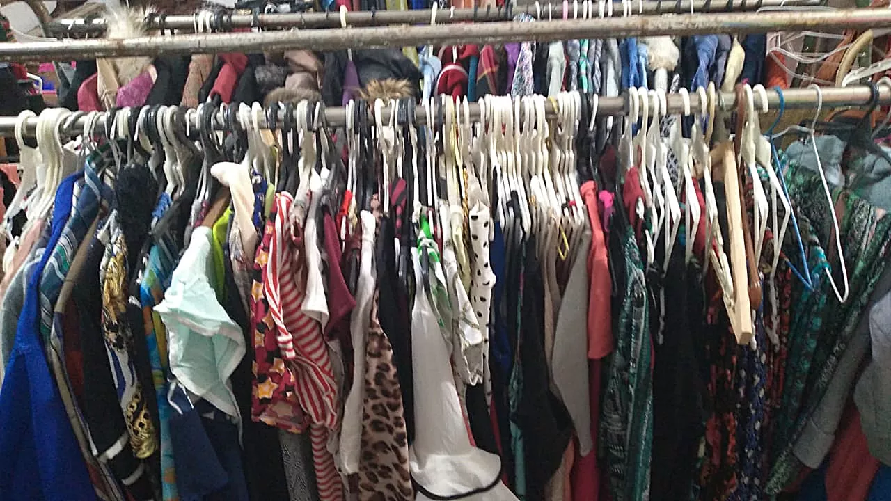 a4b38b7e-85d9-4cee-823f-cdda3fb9f143