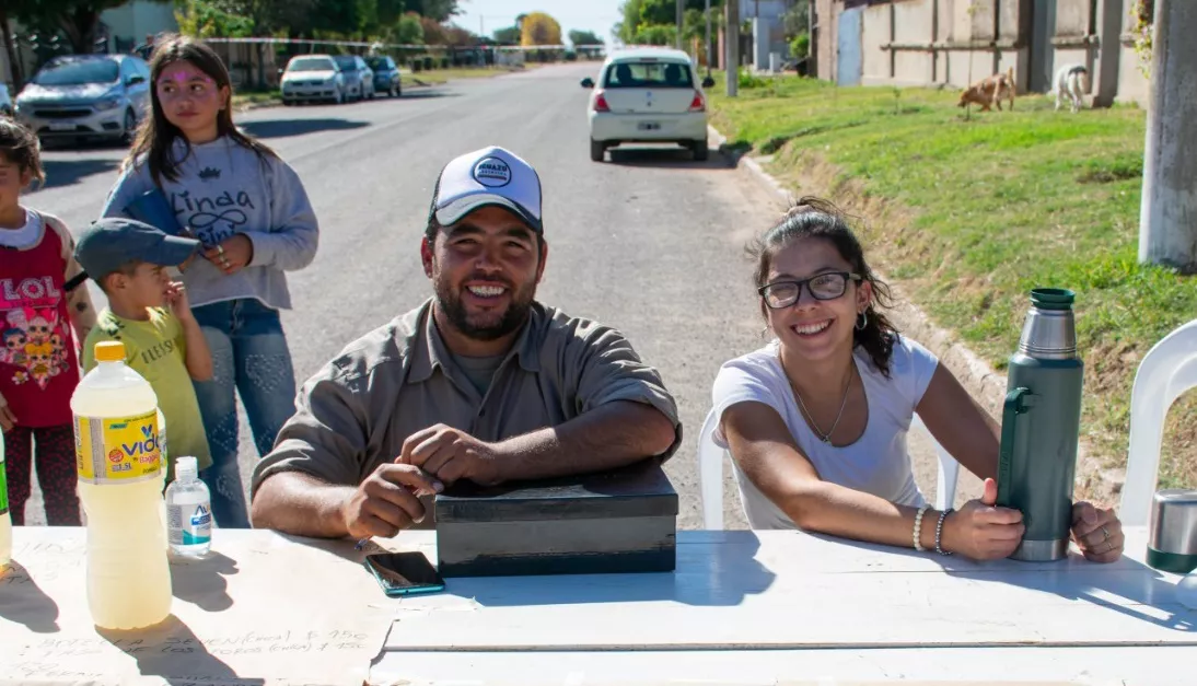 a6bac7f1-1bb4-4a99-83ea-05b747e1ecc2