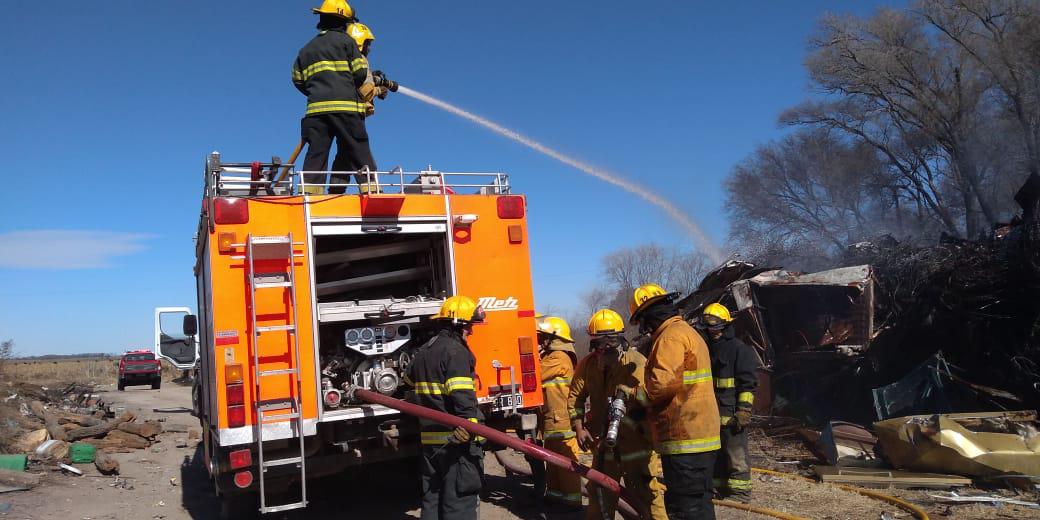 f2e61f21-7f33-4a47-aebd-ffddc7de517d