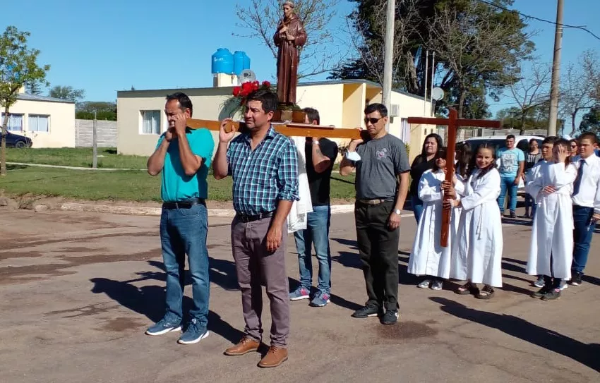 9db51070-a1a1-46cc-83ef-f7298522c2ea