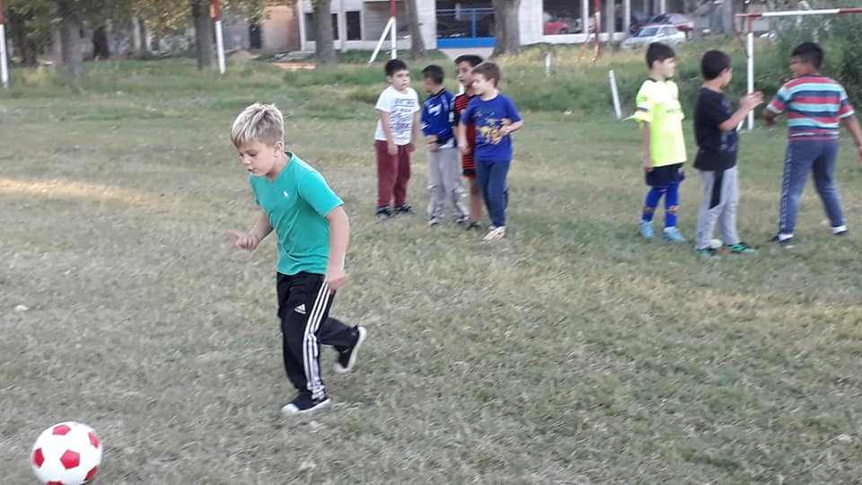 53700354_2347334371944888_8240733096337473536_n