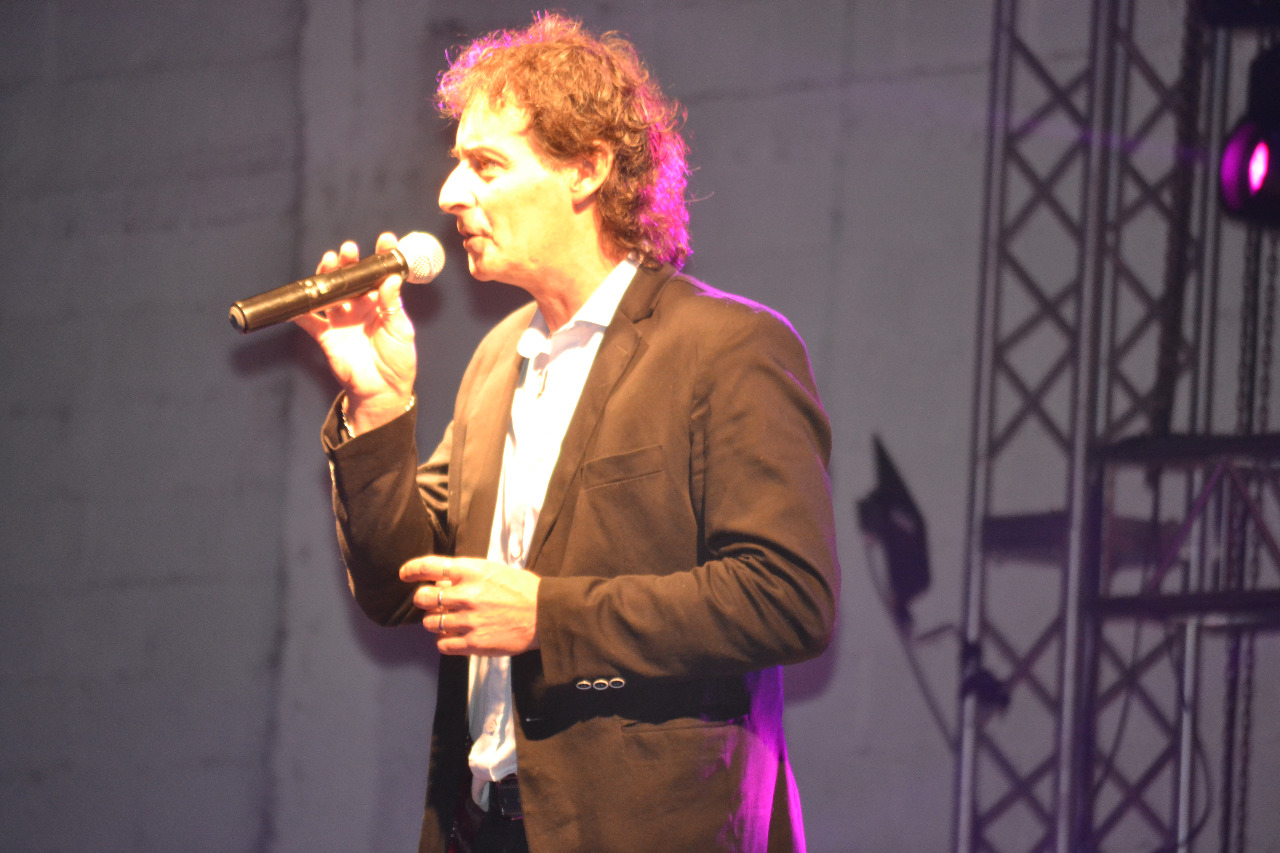 a3fdb8bd-8c00-45a9-8e37-196d790960fb