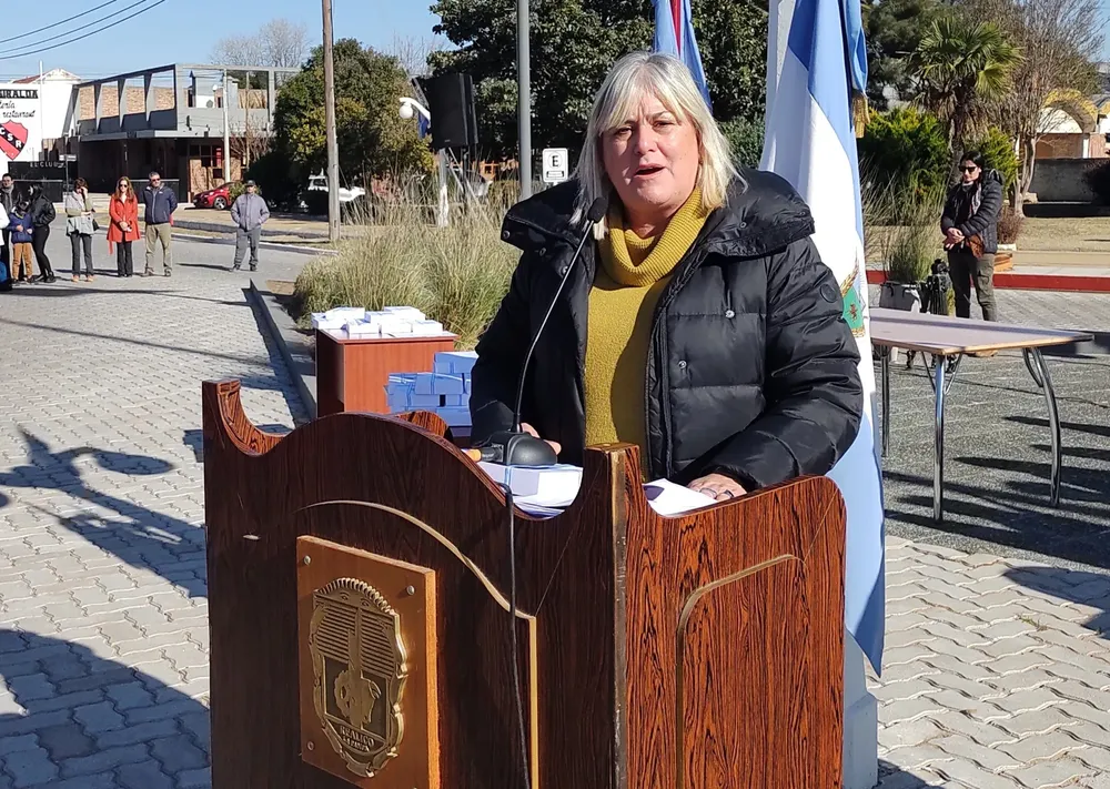 bandera 2023 6 (FILEminimizer)