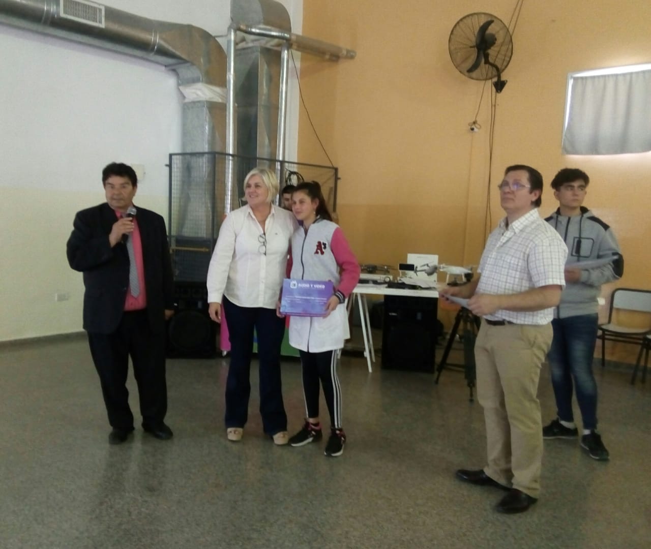 e78798c1-1fc5-41f0-8ae4-64489dbb78a6