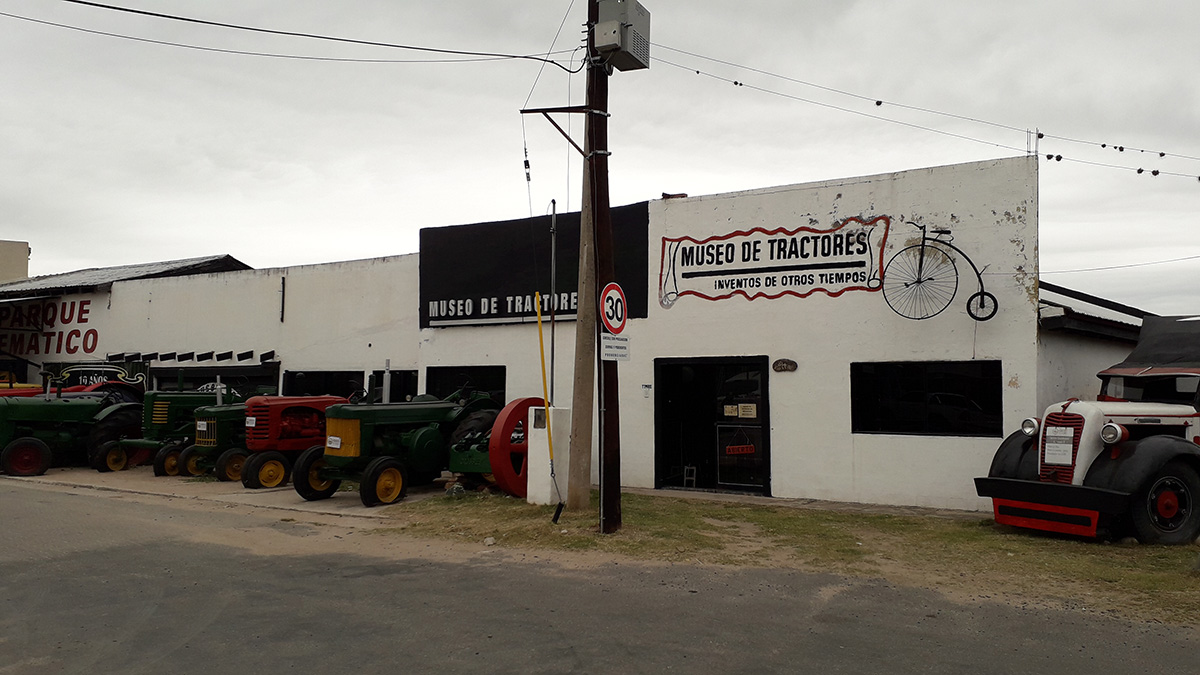 MUSEO-TRACTORES-01