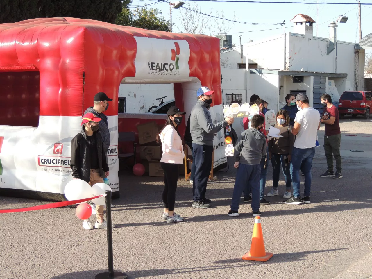 c477571f-8fc0-4f17-8ca0-6203cae4388b