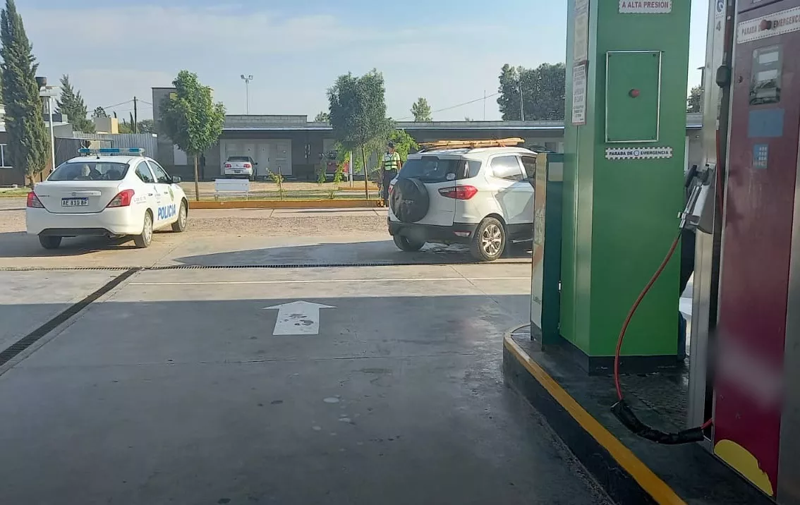 f45ad1a0-95ab-4013-8adf-706d2450a59e