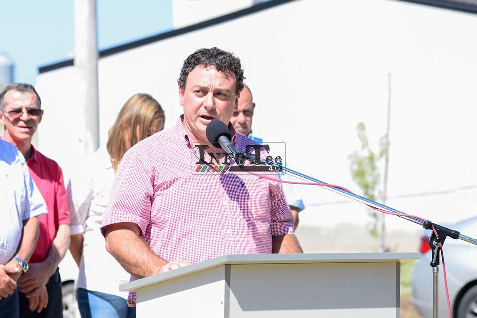 49528616_1908567799272044_9029257979139981312_n