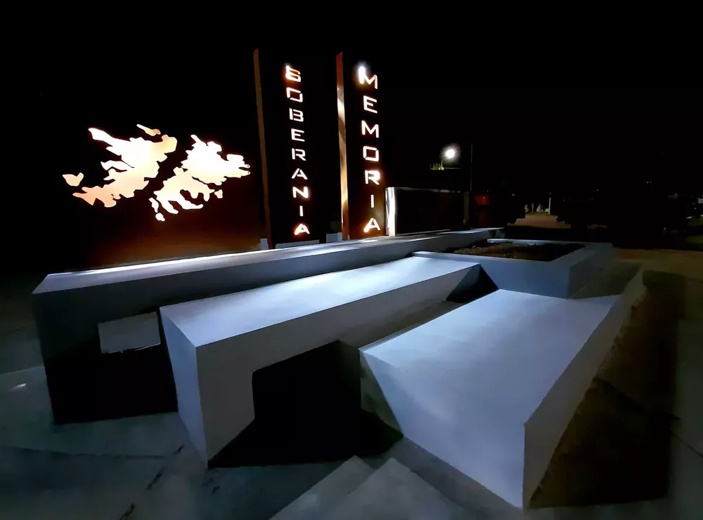 Monumento Malvinas Parera 3