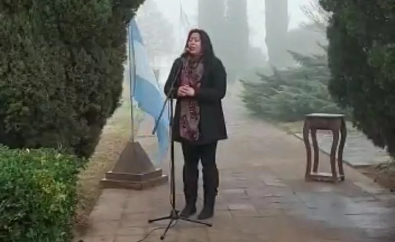 41701799-1d50-4f8d-bdda-9d1dd6ddc715