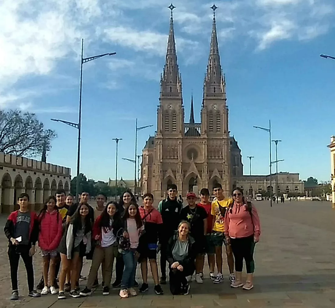 303eb4b1-76d6-4b1e-abcb-1f67f2cdfd92