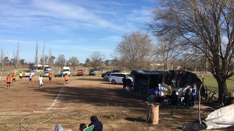 40797656_2078760672135594_7970791180558401536_n