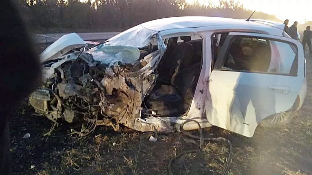 735b6559-ad49-4df0-93f9-8e5a0eec8d3d