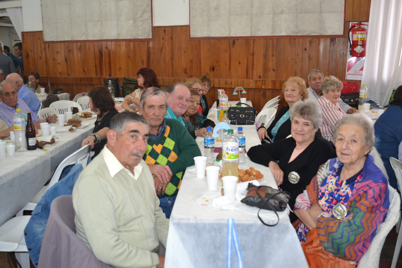 4f0fb17f-b2fa-43af-a7ab-0e3c2fe843f1