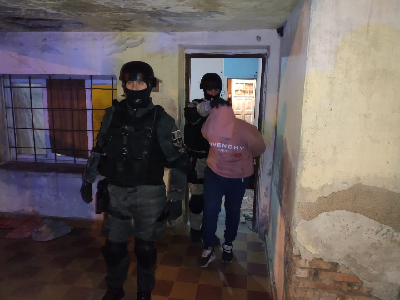 1ccb1ab8-2ff4-46a8-a8cf-c921fbd361bd