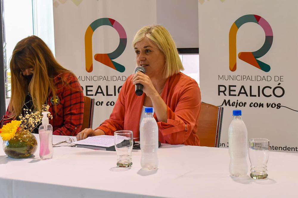 125074086_3832592413439927_4217372863385773484_o