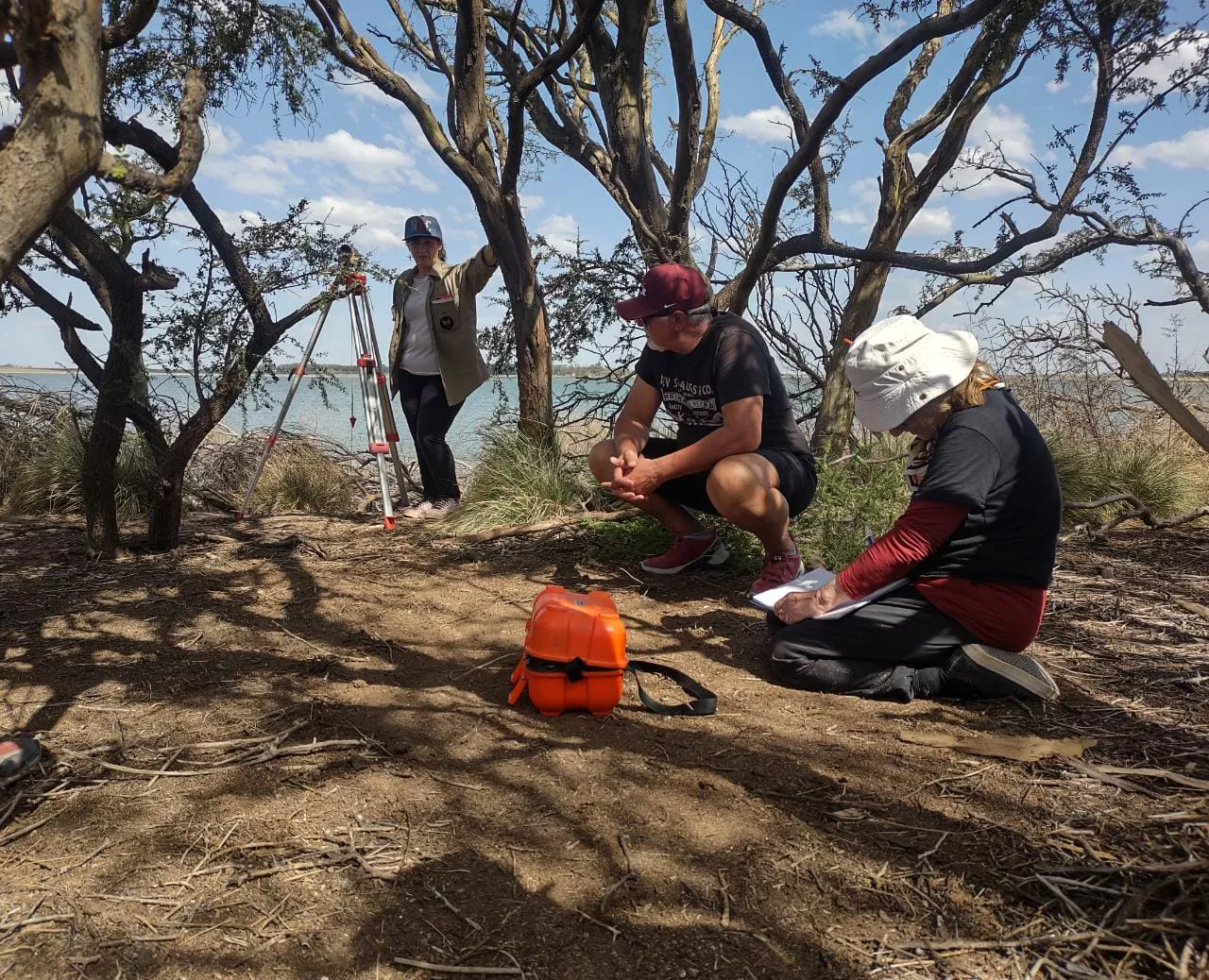 Inv arqueologicas laguna 10