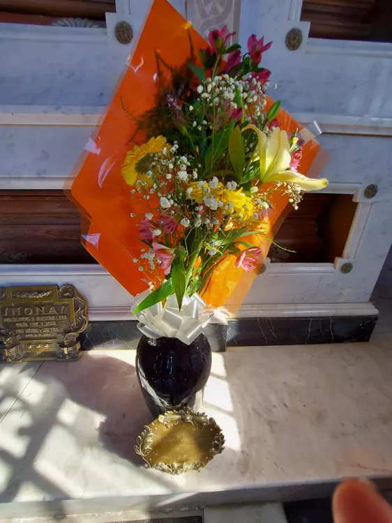 f5d2d88c-e6a1-4ac3-bea8-dea6e1b95928