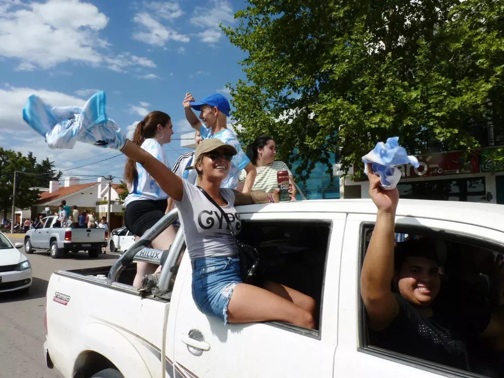 festejos argentina campeon mundial 95 (FILEminimizer)