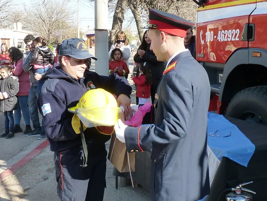 BOMBEROS 16 (FILEminimizer)