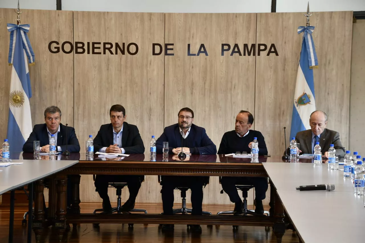 130805_whatsapp-image-2022-10-12-at-16.51.15