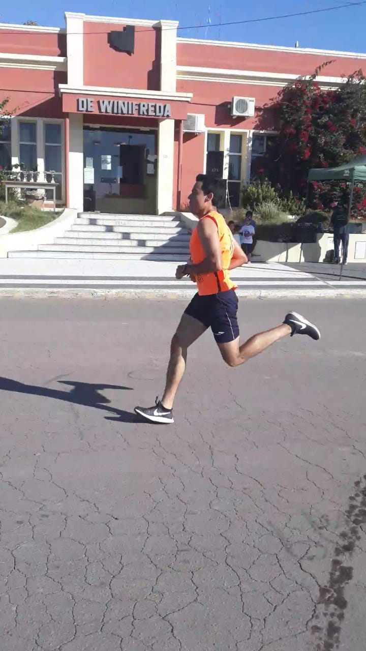 aa68a2d3-dbbd-4e37-b67b-dfda53ab5c6f