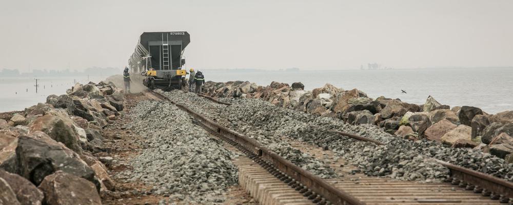 foto-min.-trnsp.-laguna_la_picasa-3