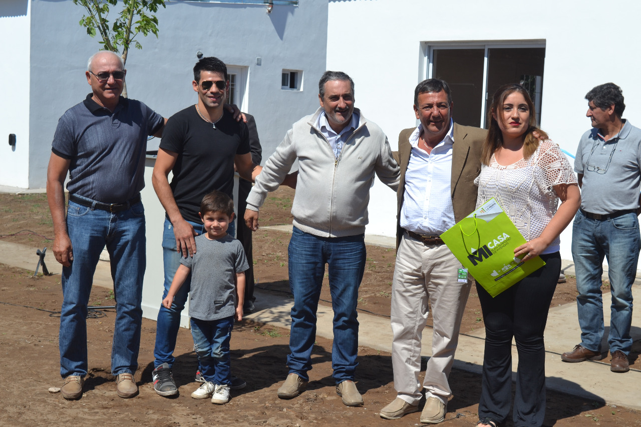 be5275fe-9b2c-4f3f-a81a-fc563b0c9871