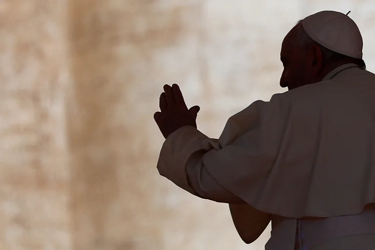 Papa Francisco silueta