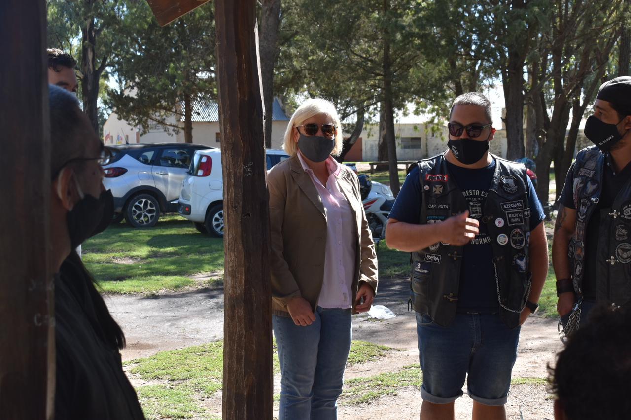 592f2cd2-90bb-4991-aaef-ed1fae4e7578