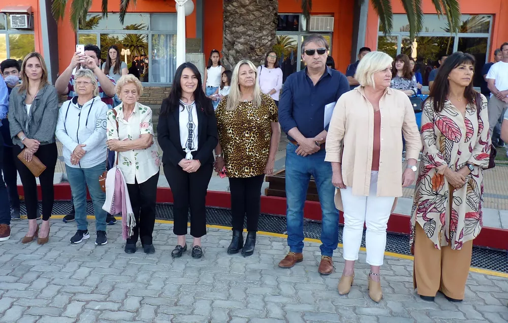 desfile 4 (FILEminimizer)