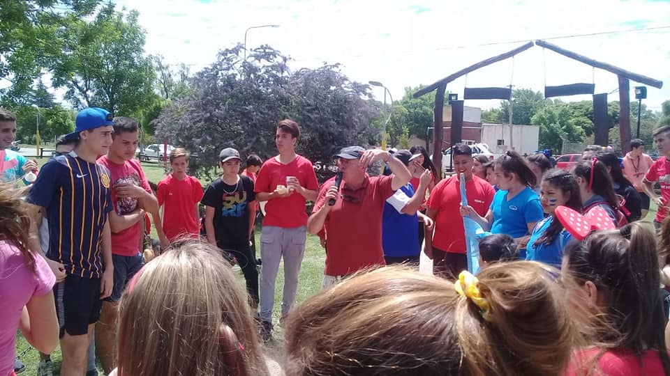 46510763_2186499068028420_1374421188628971520_n