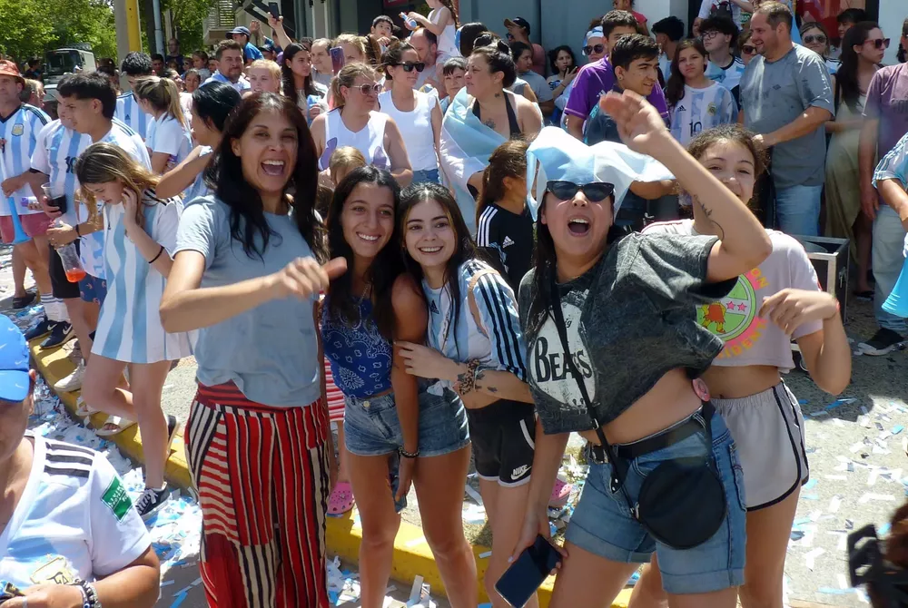 festejos argentina campeon mundial 21 (FILEminimizer)