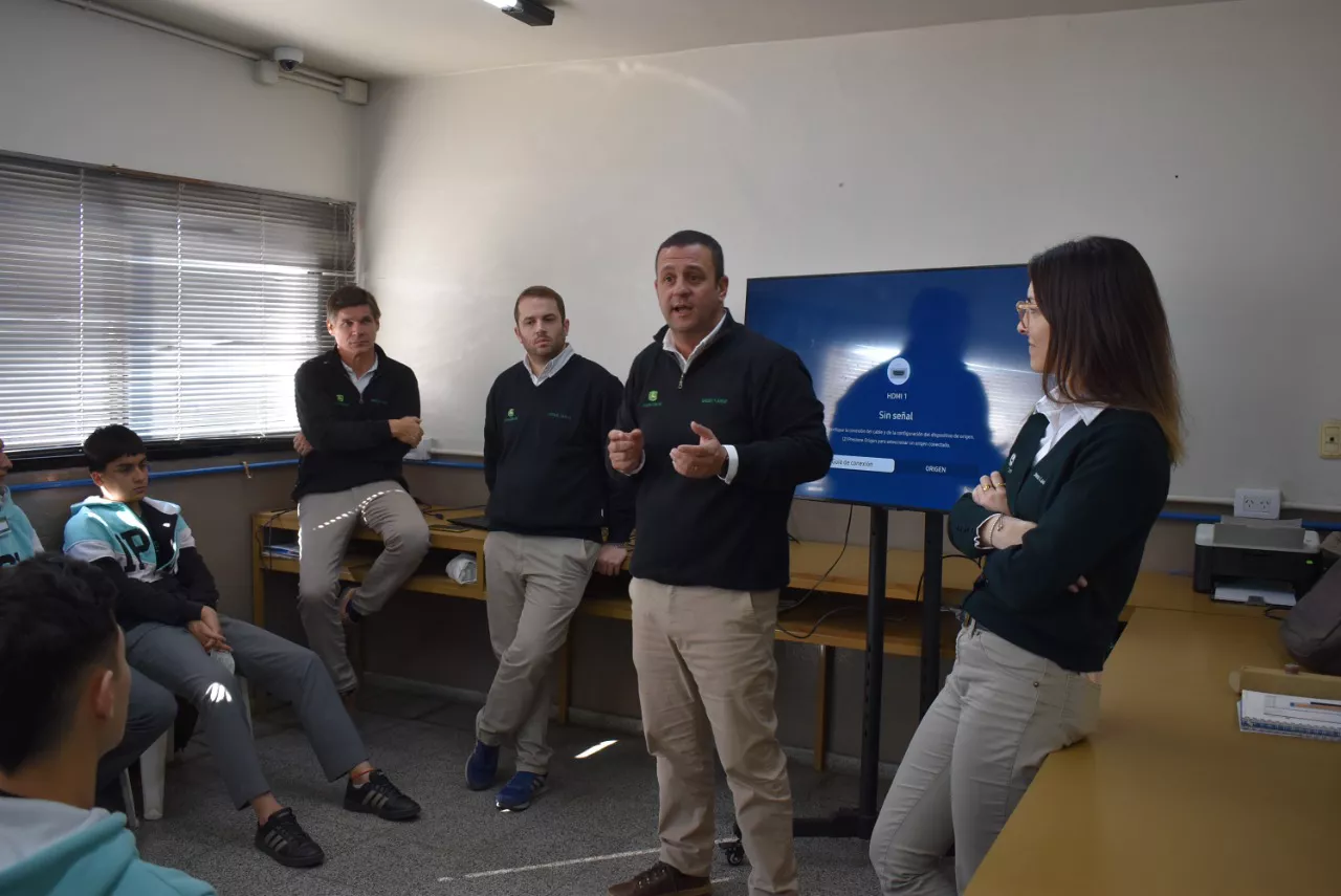 23bd3af5-6f00-4fbc-973e-ff9817faddd9