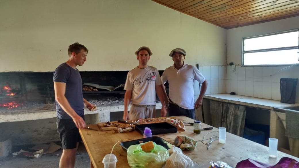 0dccf475-7025-4f65-a25a-c4a047ee0599 (1)