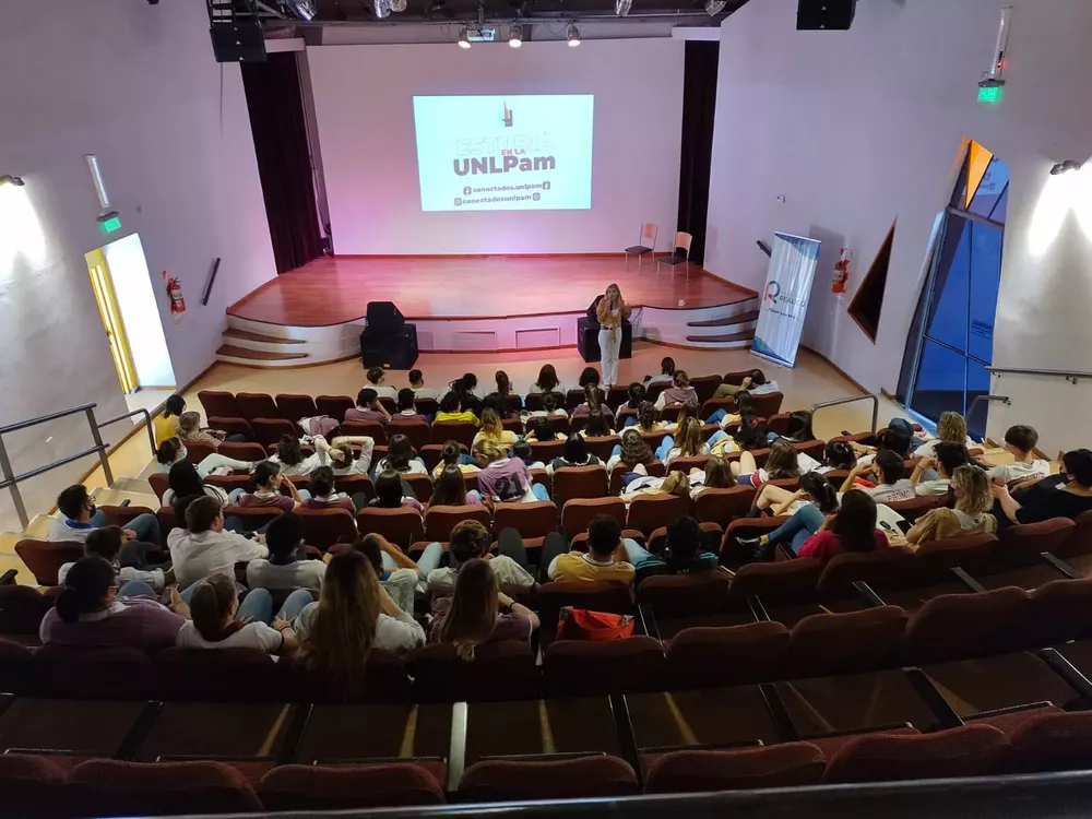 4bed977e-83f3-4f79-b69a-0ca1b6adf5fd