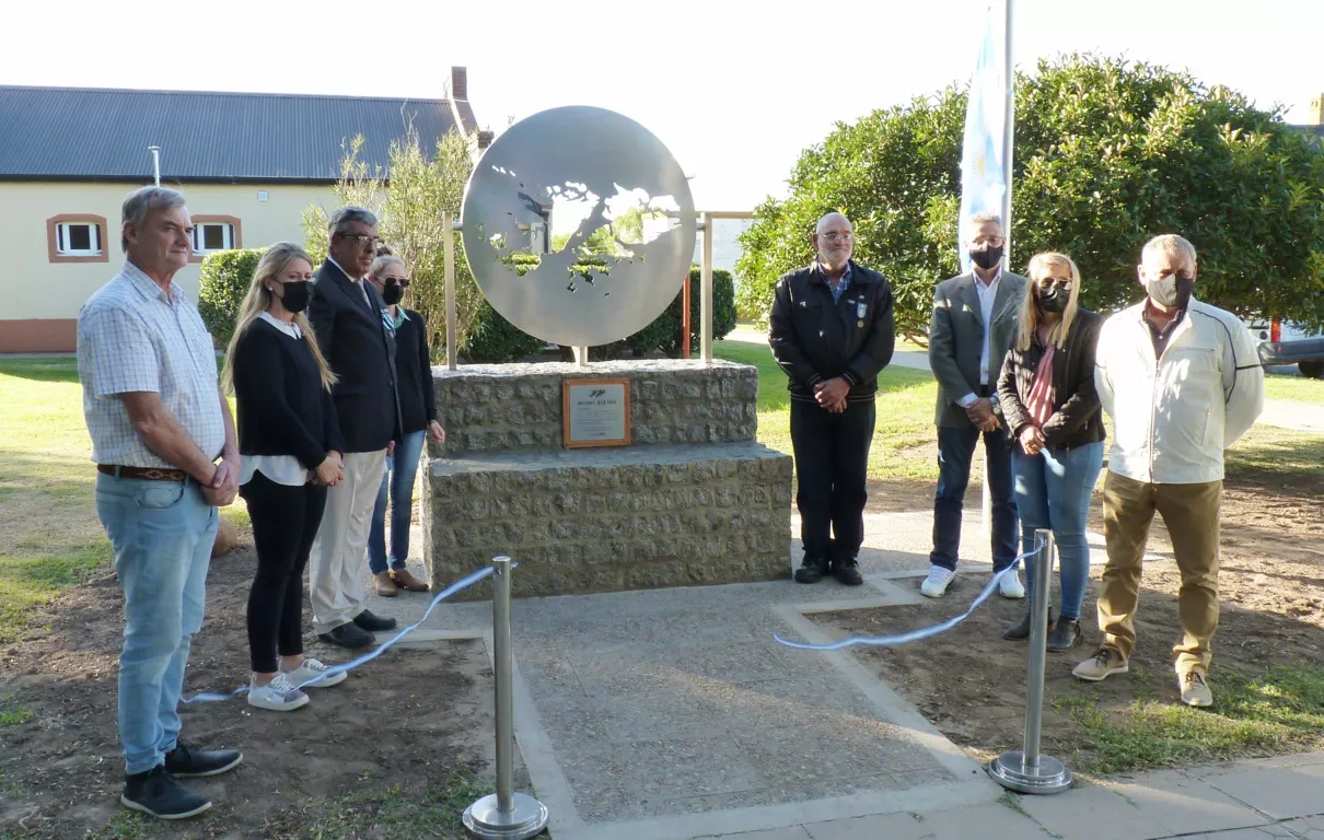 malvinas 8 (FILEminimizer)