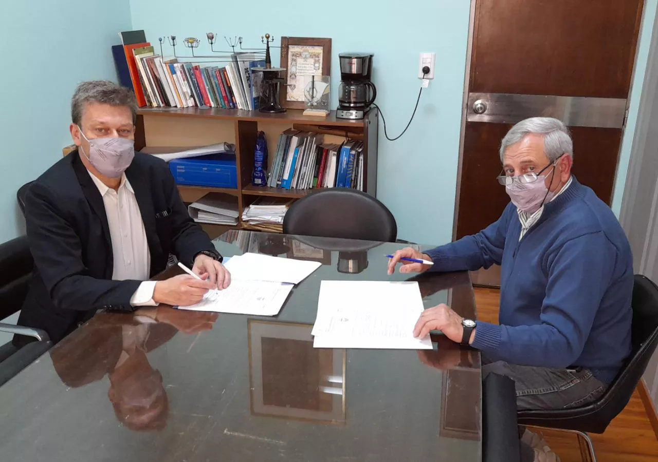 f4bc4d9d-eb15-4bd2-b597-fbf3b33e83c6