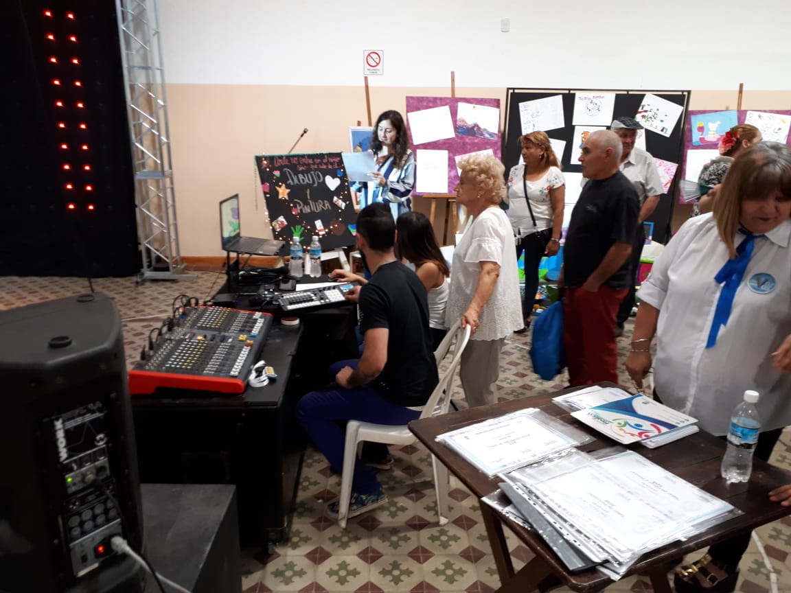 b139409f-3a53-46c2-afaf-2f2b058e6d8a