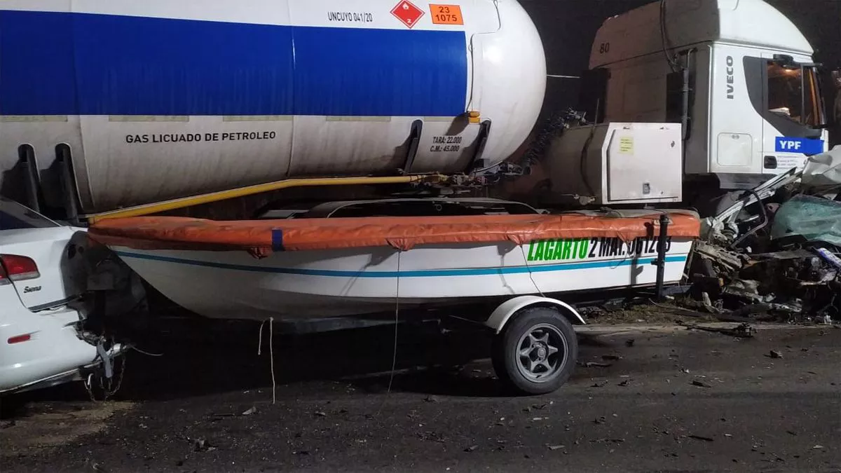 el-fiat-siena-siniestrado-remolcaba-una-lancha