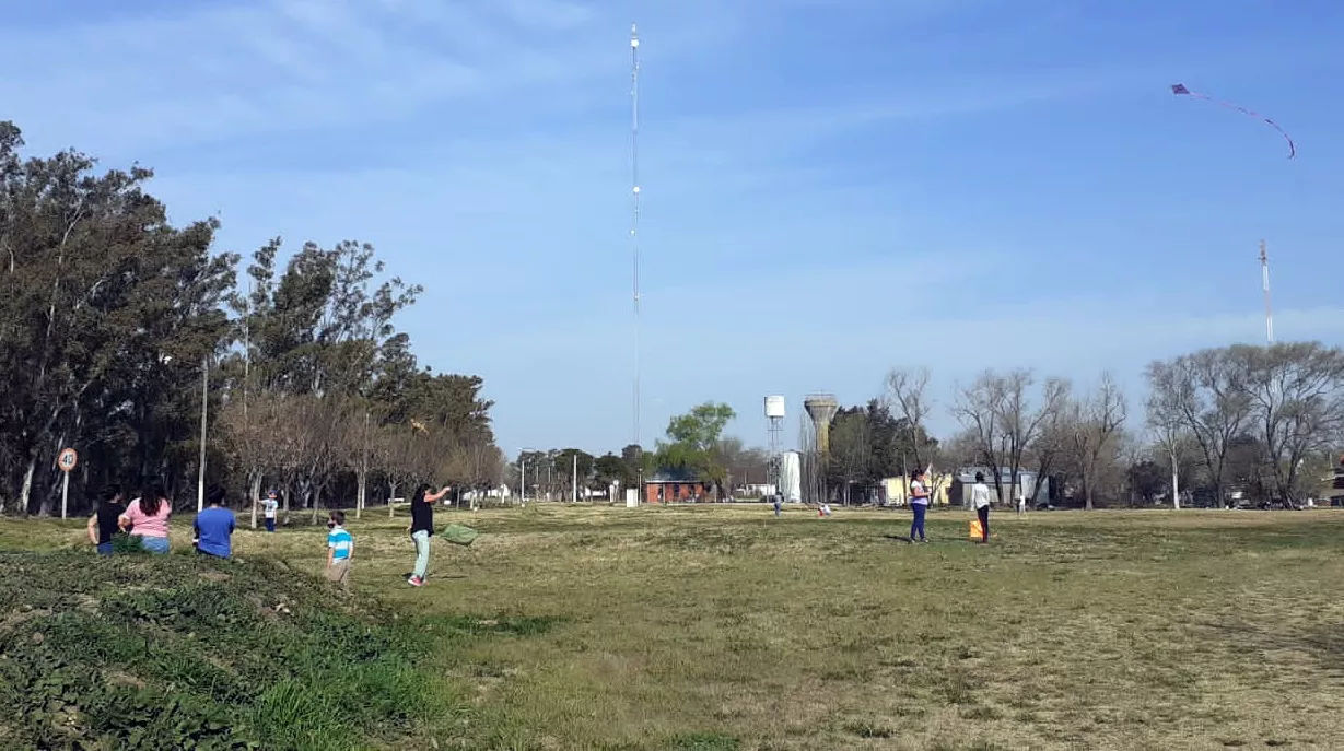 5bb35590-2c02-4b41-bbb9-ac08fc6f5498