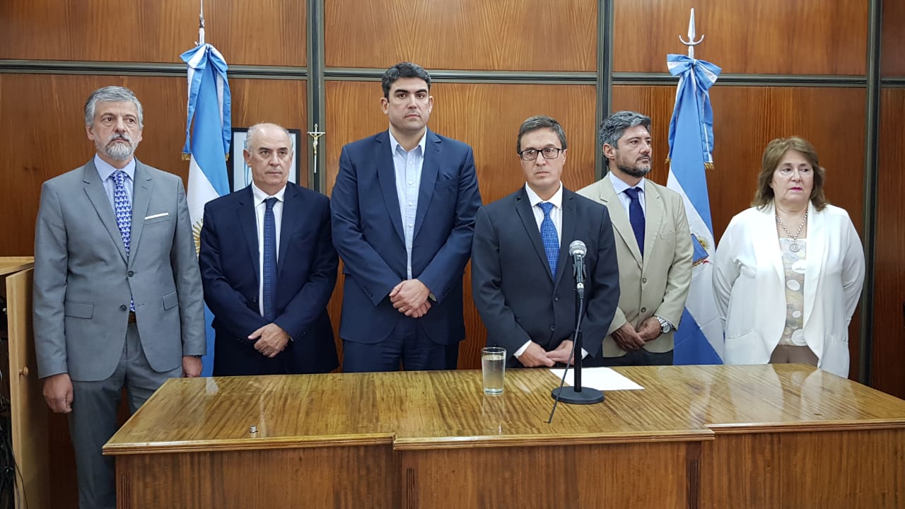 ded911be-ee23-4279-9251-5970f5d04886