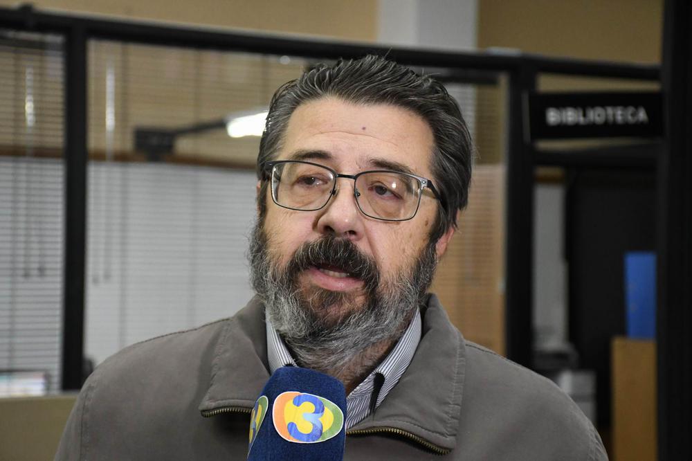 José Perez Subsecretario de Medios frente