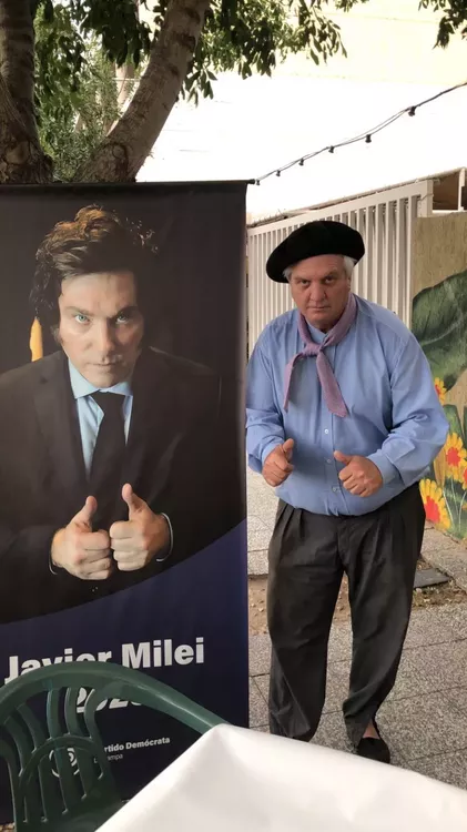 mILEI cAICO mONTOYA 2