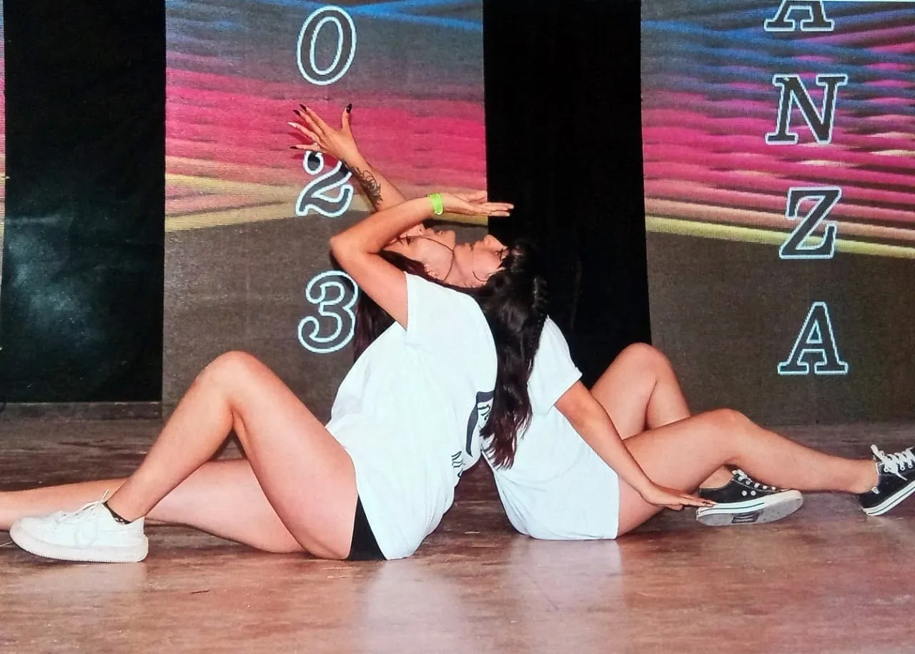 2aa7345b-6892-4fd2-8e41-322ee7b582af (1)