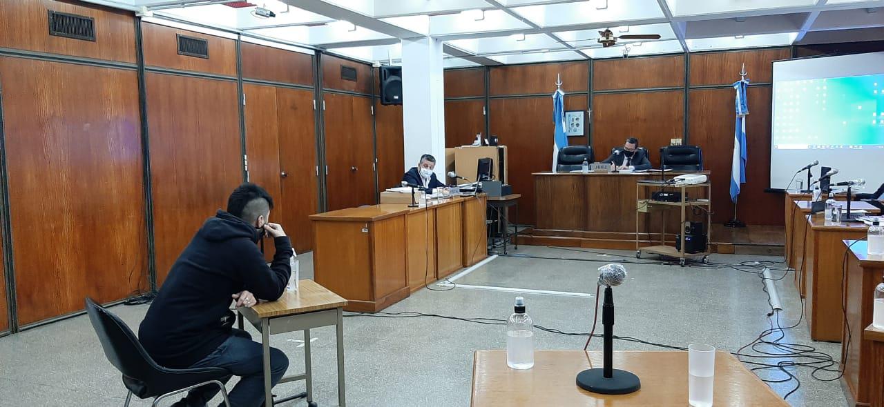 0083b916-3e1f-44e6-8256-20ee68fdaebb